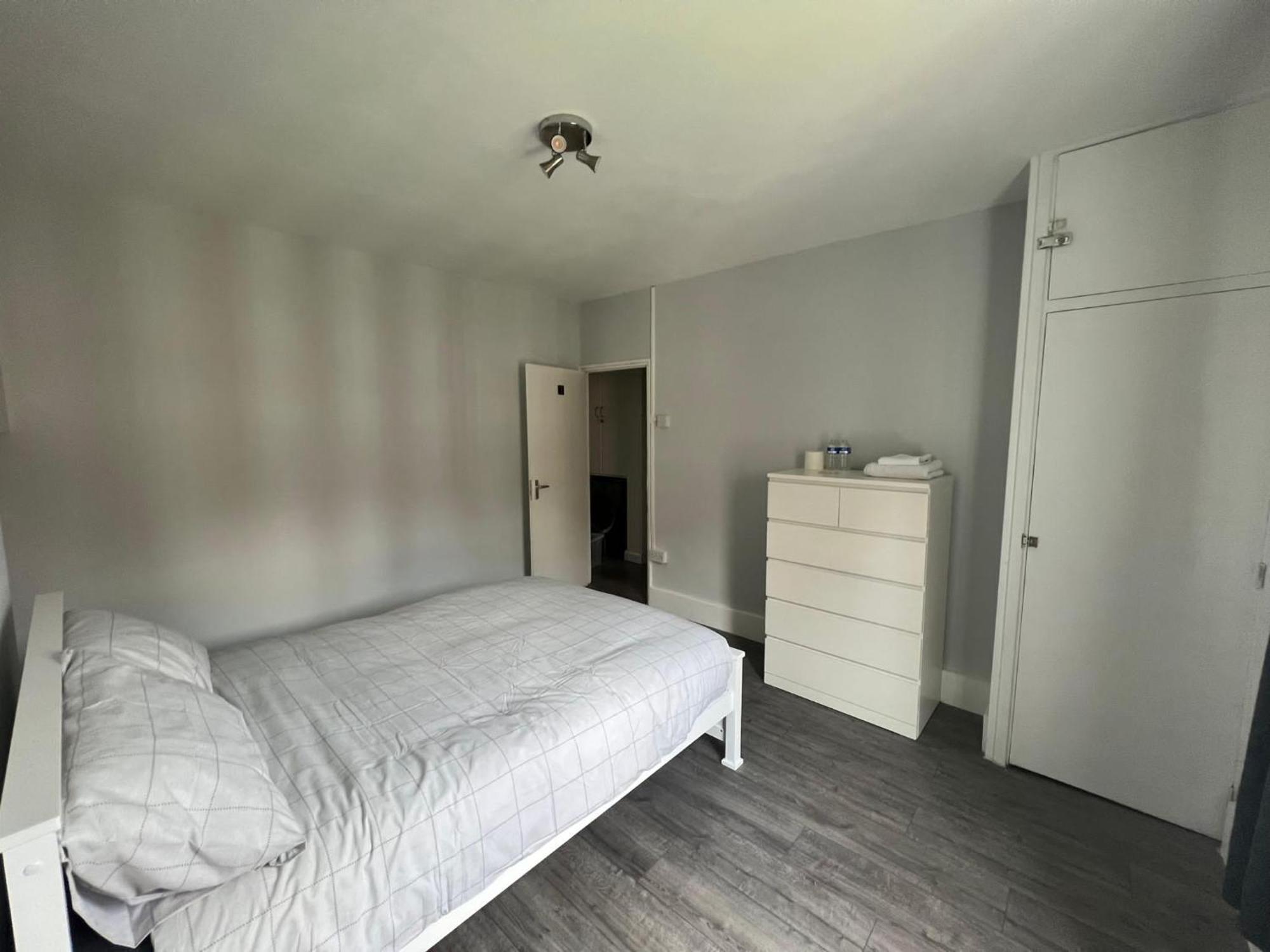 Holiday Properties Vauxhall Central Rooms Лондон Экстерьер фото